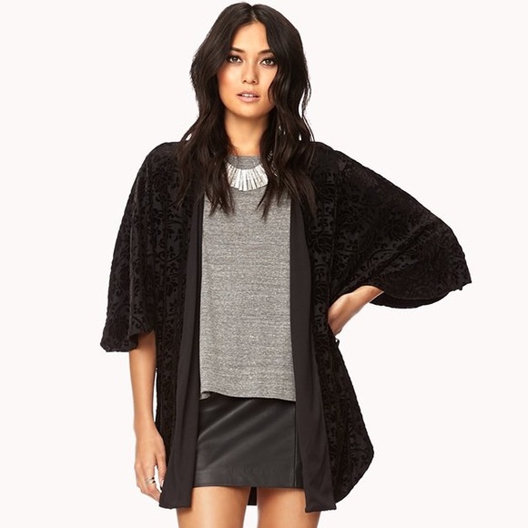 Free People Tops - Luxe Velvet Kimono